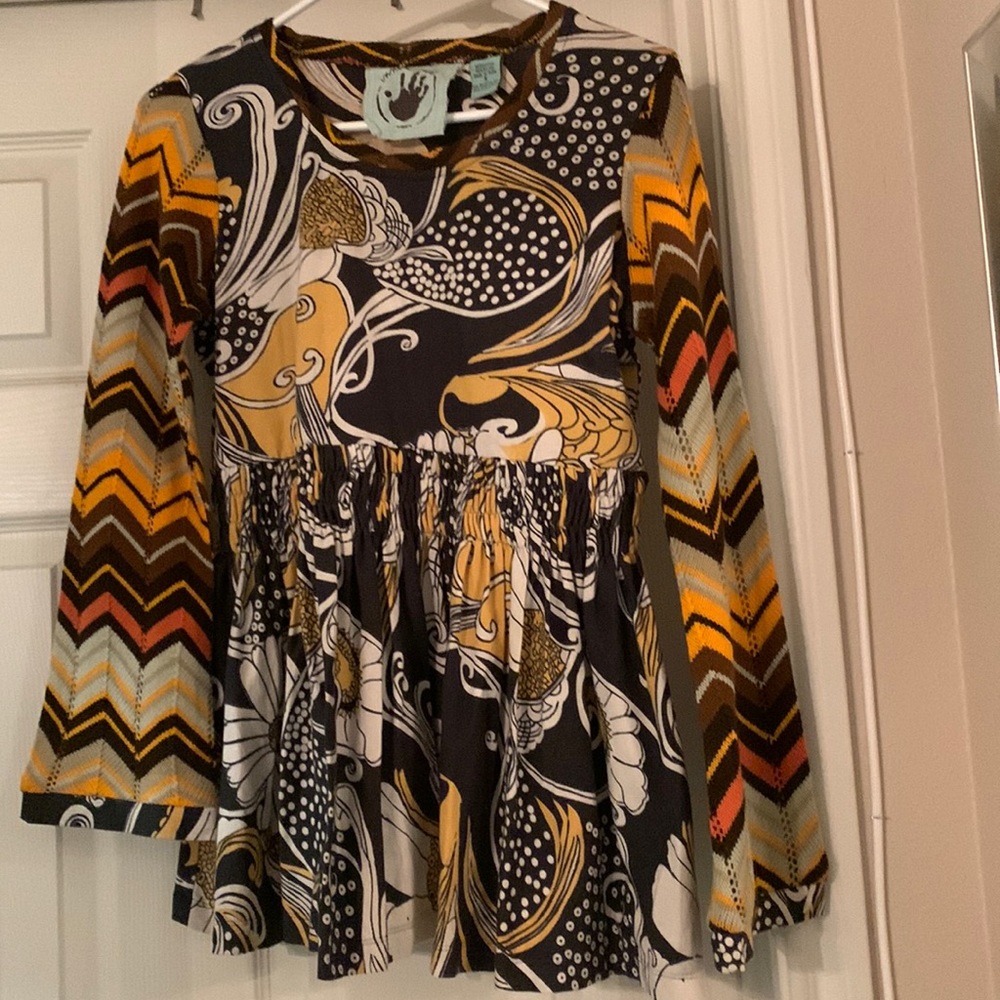 Inner Child long sleeves top multi-colored.